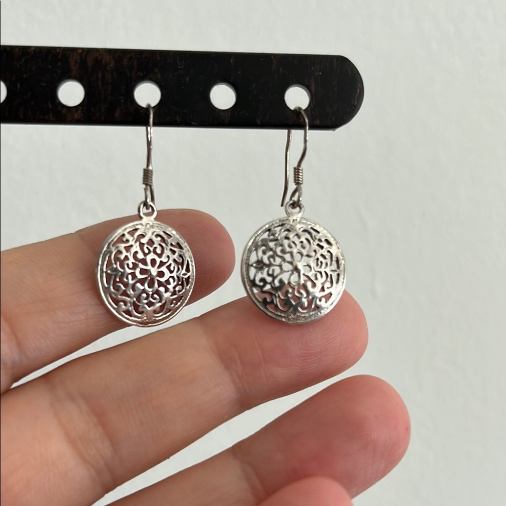Elegant Silver Filigree Earrings